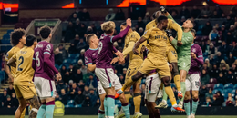 Burnley vs Crystal Palace (02:30 – 04/12) | Xem lại trận đấu